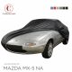 Op maat  gemaakte outdoor Mazda MX-5 NA met spiegelzakken