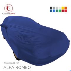 Op maat  gemaakte indoor Alfa Romeo 75 met spiegelzakken