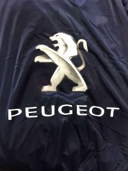 Custom Cover bâches d'intérieur adaptée à Peugeot 5008 Le Mans